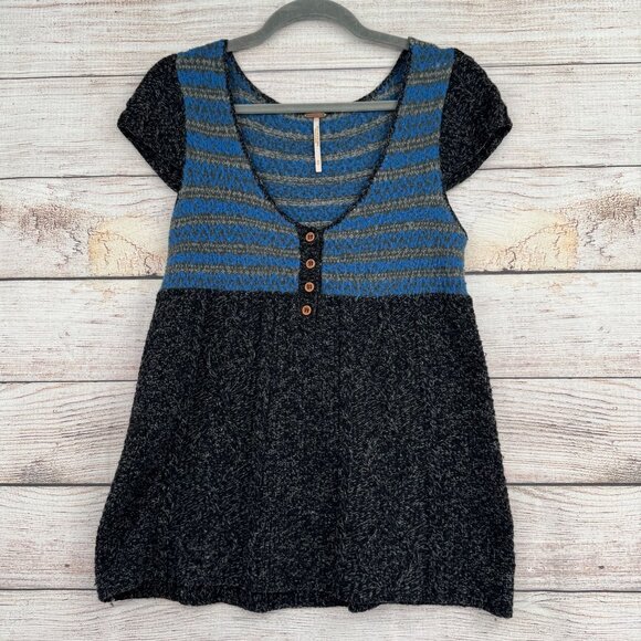 Free People Wool Blend Sweater Shirt Women's Size Medium Blue/Black - Picture 1 of 12